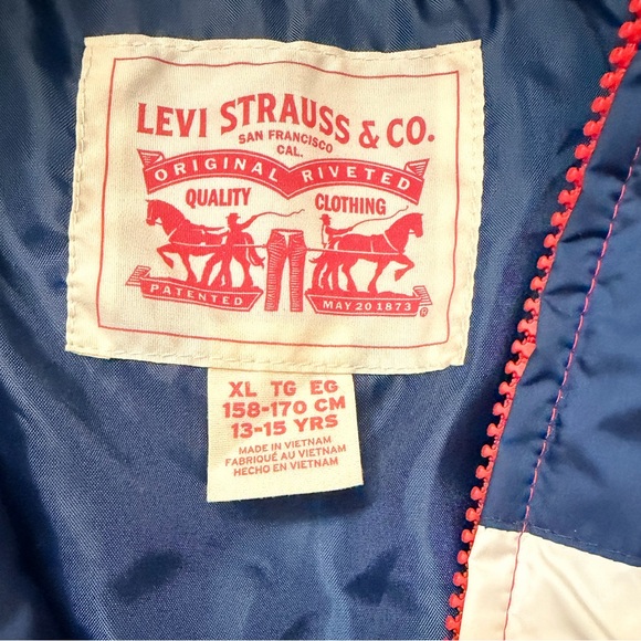 Levi's Tri-Color Puffer Jacket - Picture 10 of 10